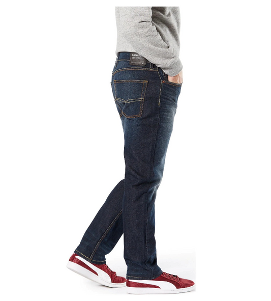 Levi Strauss Signature (Medium Blue) stretched straight & comfort-fit.